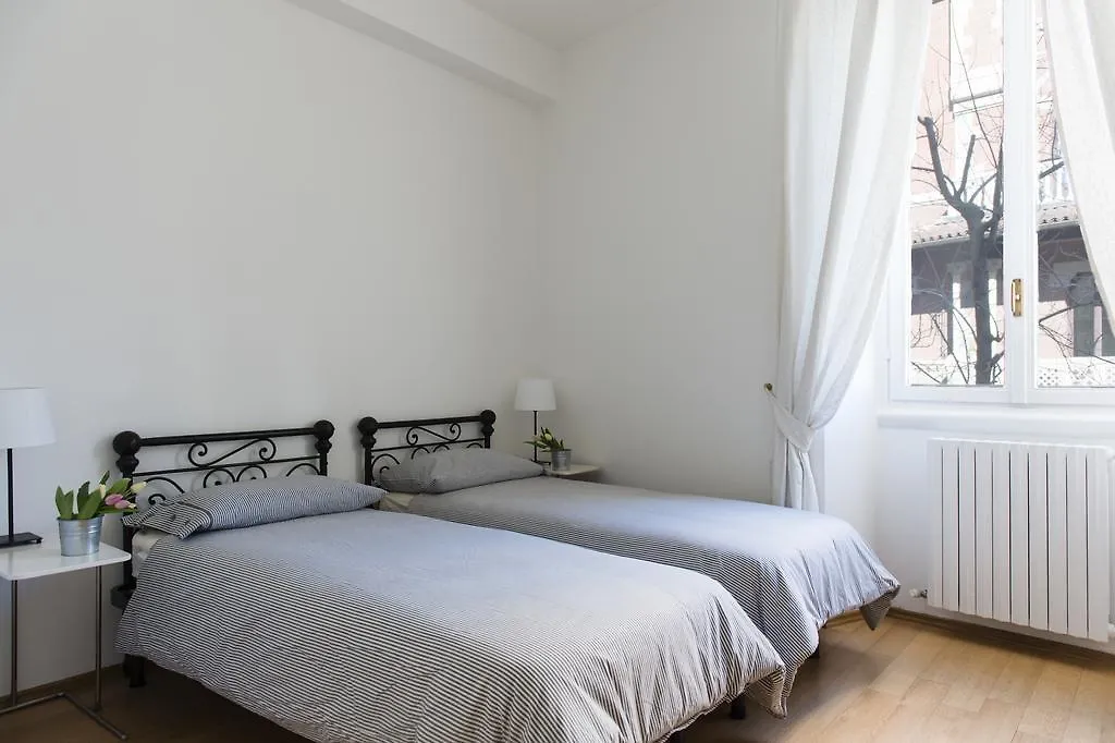 Carducci Apartment Milan 0*,