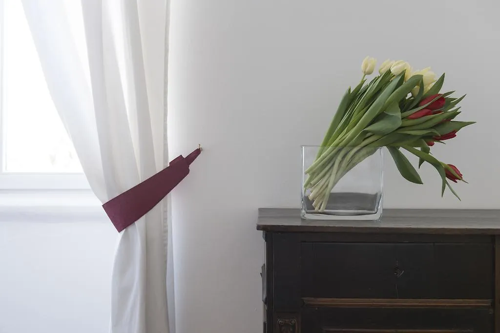 Carducci Apartment Milan