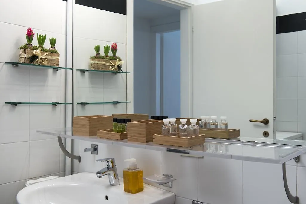 Carducci Apartment Milan